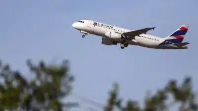 Latam Adquire 41 Novas Aeronaves em 2026: Estratégia e Desafios no Ar!