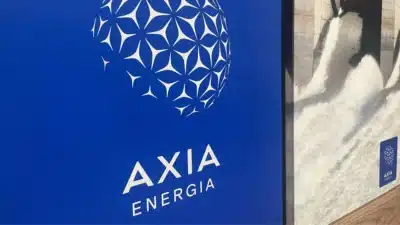 Axia Energia fatia lucro recorde de R$ 13,7 bi, impulsionada por ativo fiscal e nova estratégia!