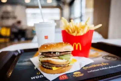 McDonald’s Recupera Força no Mercado e Retorna ao Top 10 do Ranking Franchise 500 em 2026!