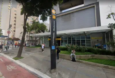 Ataque Chocante com Facas em SP: Jovens Vítimas e Suspeita de Discriminação Revelada