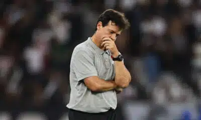 Vasco demite Fernando Diniz após derrota histórica no clássico contra o Fluminense!