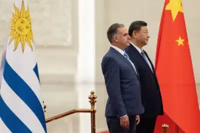 China e Uruguai selam acordo histórico de livre comércio em busca de novos horizontes!