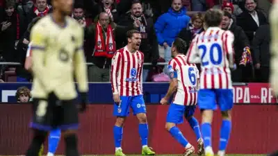 Atlético Domina Barcelona em Jogo Histórico e Empurra para a Final da Copa do Rei!