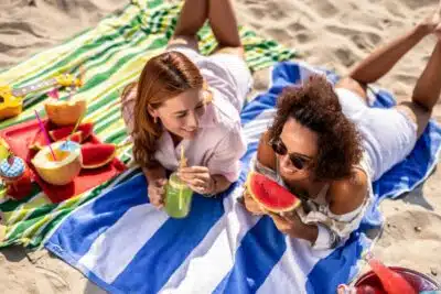 Intoxicação Alimentar na Praia: Prevenção e Conscientização em 2026