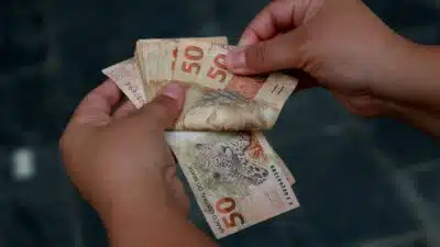 Governo Federal lança Bolsa Pé-de-Meia Licenciaturas: Oportunidade para Futuros Professores!