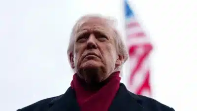 Trump explode em críticas após Suprema Corte anular tarifas e acusa a justiça de ser “uma vergonha”