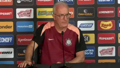 Corinthians pede reforços e mira no futuro após título na Supercopa!