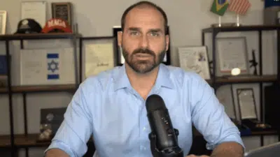 Eduardo Bolsonaro Ataca Governo por Aumento de Impostos em Produtos Eletrônicos!