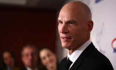 Juiz Suspende Política Migratória Trump e Desafia Poder Executivo nos EUA