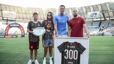 Ganso faz 300 jogos e lidera homenagens épicas no Fluminense!