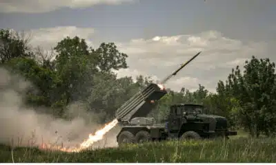 Ucrânia: Quatro Anos de Guerra Sem Fim – Crise e Impasses em 2026