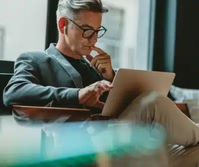 EXAME e Saint Paul Revelam Curso de IA: Oportunidade de Carreira em Alta!