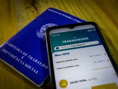 FGTS Retido: Milhões em Dinheiro Bloqueado Revelados – Saiba Como Receber Agora!