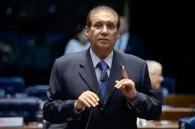 Senador Barbalho Internado em Belém: Desidratação e Internação Surpreendem o País