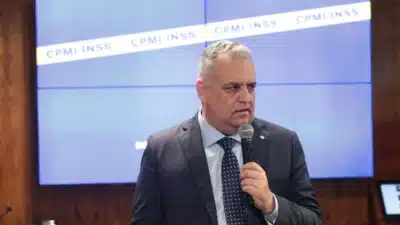 CPMI do INSS Recupera Dados Cruciais em Caso Master: Revelações Explosivas!