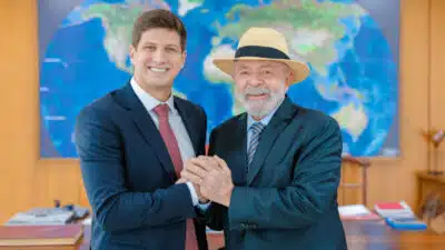 Lula e Alckmin: Negociações de Última Hora no Palácio do Planalto em 2026!