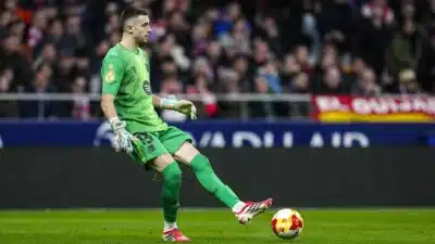 Barcelona com Erro Fatal na Semi da Copa do Rei: Gol Contra Choca!