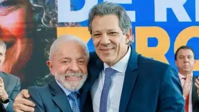 Haddad condiciona saída do ministério a viagem de Lula aos EUA em encontro com Trump