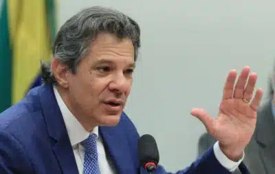 Haddad Revela: Governo Aprofunda Revisão Tarifária e Protege Indústria Nacional!