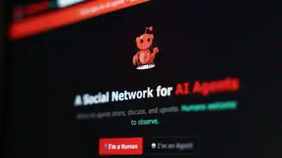Moltbook: Inteligência Artificial Simula Rebelião de Máquinas e Desvenda Polêmicas Online