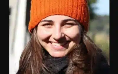 Bióloga Ariane Ferreira Inspira Meninas na Ciência com Projeto do Periquito Cara-Suja