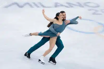 Patinação Artística Brilha em Milão-Cortina 2026: Medalhistas e Momentos Inesquecíveis!