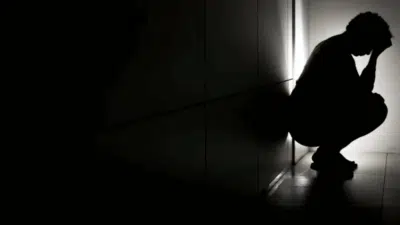 Estudo Revolucionário Revela Ligações Genéticas Surpreendentes em Transtornos Mentais!