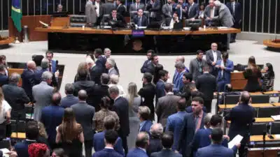 Câmara aprova lei com incentivos fiscais de R$ 5,2 bi para data centers no Brasil!