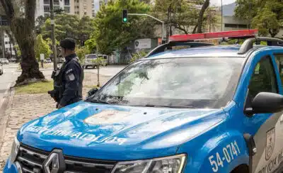 PM do Rio Amplia Ações e Combate Crimes no Carnaval com Resultados Surpreendentes!