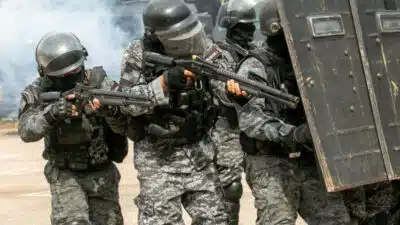 Senado Aprova Medida Radical: Presos Hediondos em Presídios Federais de Segurança Máxima!