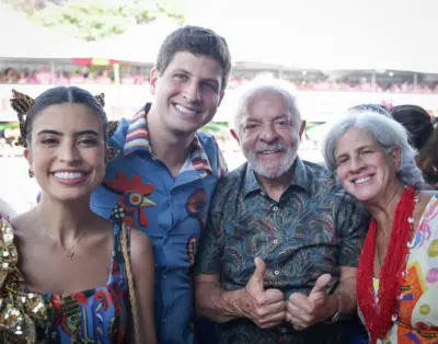 Lula Surpreende em Recife, Agenda Carnavalesca Explosiva no Brasil e Índia!