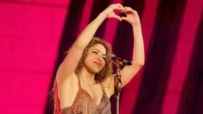 Shakira Bombeia Alegria no México: Show Gratuito e Retorno ao “Todo Mundo no Rio”!