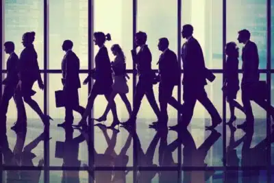 Redução da Jornada de 36 Horas: CNC Alerta para Impacto de R$ 122 Bi no Comércio Brasileiro