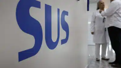 Sistema de Saúde Brasileiro: Confiança Aumenta Impressionantemente em 2025!