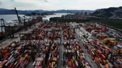 Alckmin anuncia: Nova tarifa impacta US$ 9,2B em exportações brasileiras para EUA!