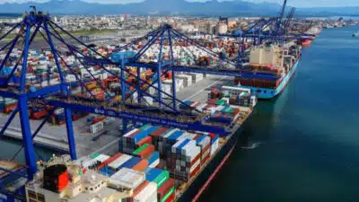 Terminais Portuários Brasileiros Alcançam Maravilha com 1,4 Bilhão de Toneladas de Carga em 2025!