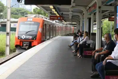 São Paulo em Festa: Metrô, Trem e Ônibus Gratuitos 24h Após o Carnaval!