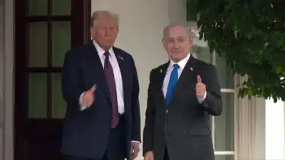 Trump e Netanyahu discutem novo acordo com Irã após Operação Martelo da Meia-Noite