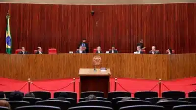 TSE em Crise: Audiência Urgente Sobre IA e Fake News que Ameaçam Eleições de 2026!