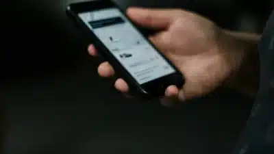 Uber Acelera Investimento em Recarga para Veículos Autônomos em Liderança Global