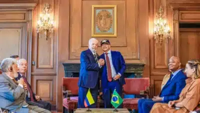 Brasil e Colômbia: Polarização e Desafios na Eleição de 2026