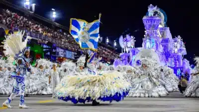 Carnaval Rio 2026: Enredos Surpreendentes com Lula, Rosa Magalhães e Ney Matogrosso!