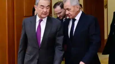 Rússia e China Unem Forças em Diálogo Estratégico – Parceria Reforçada em 2026!