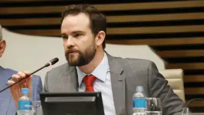 Ministro Durigan Busca Ajuste Estratégico em Meio às Eleições de 2026