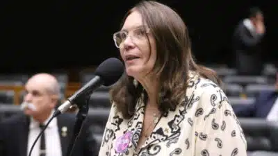 Deputados em Fúria: Proposta que Criminaliza Misoginia Desperta Ataque!