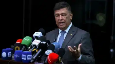 CPMI acusa Fachin: Urgente pedido ao STF sobre Vorcaro e Odebrecht!