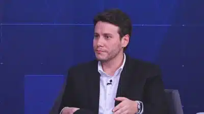 Renato Dolci Alerta: Algoritmos Distorcem Debate Público e Impactam Opinião Brasileira