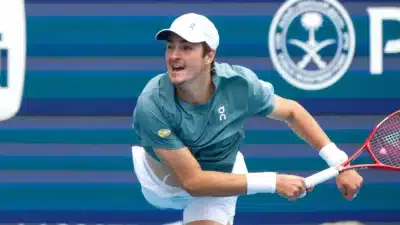 João Fonseca Surpreende e Derrota Marozsán no Miami Open: Alcaraz Espera!