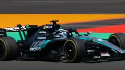 Mercedes Busca a Trilogia no Japão: Hamilton e Russell em Busca da Dobradinha!