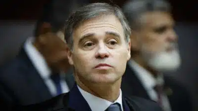 Ministros do STF chocam: Mendonça lidera, Toffoli e Mendes em baixa!